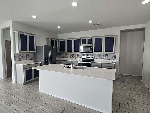 4th image of 10340 W CHIPMAN Road