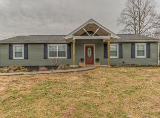 7301 Clarendon Rd, Powell, TN 37849