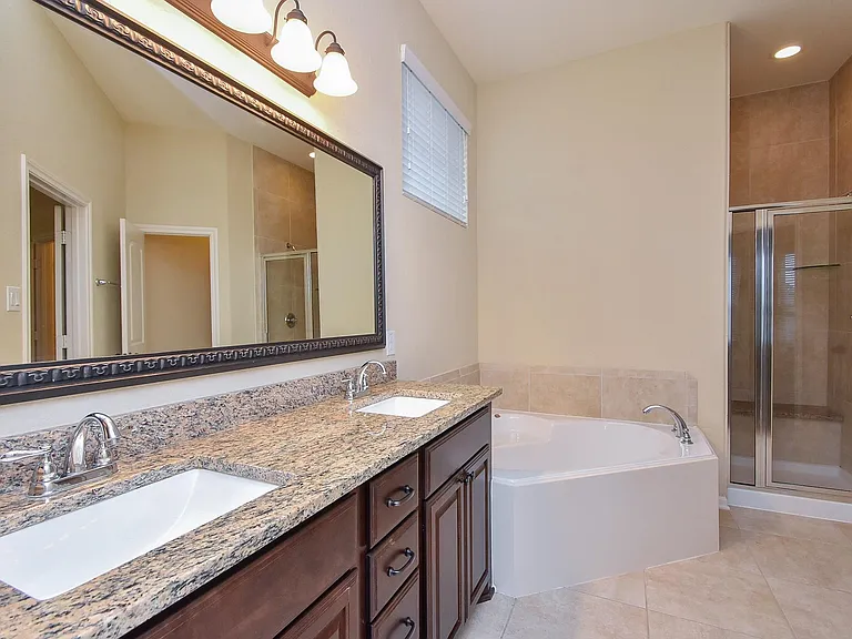 23322 Del Rosso St — Photo 19