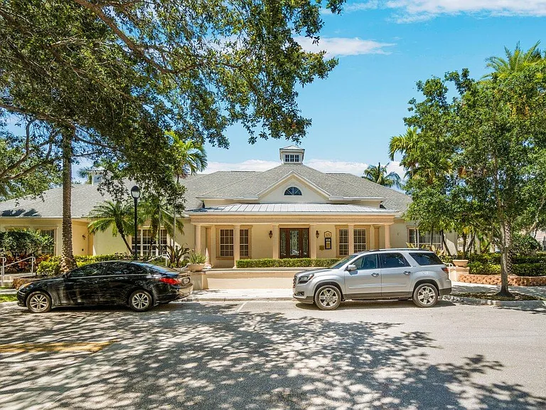 276 Murcia Dr #213 — Photo 27