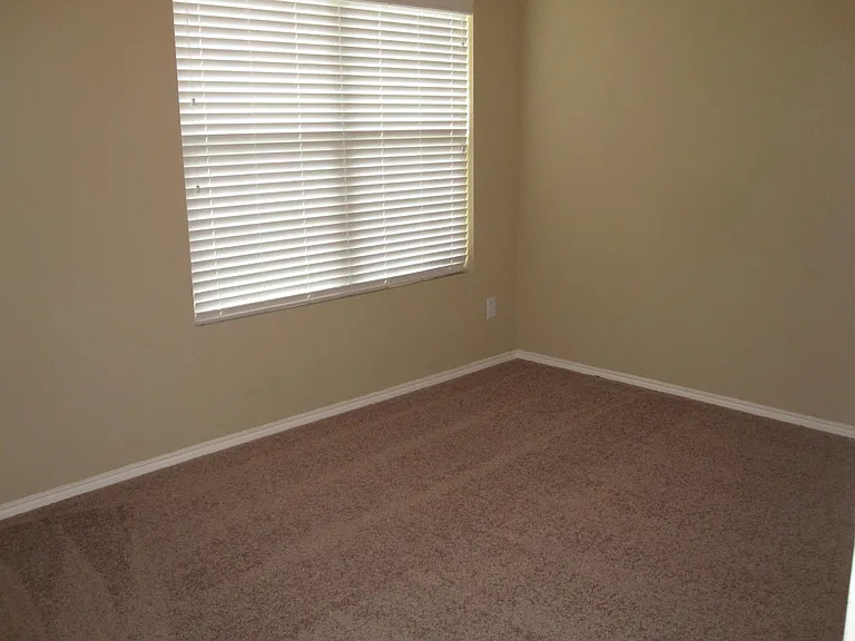 609 Twin Knoll Dr — Photo 14