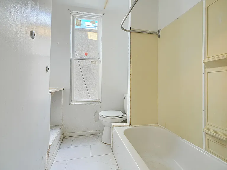 1803 W Baltimore St #1 — Photo 14