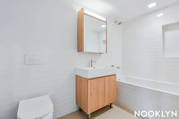 Rented by Nooklyn NYC LLC | media 40