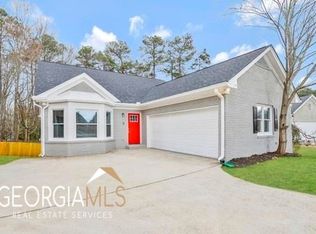 1189 Hunters Dr, Stone Mountain, GA 30083