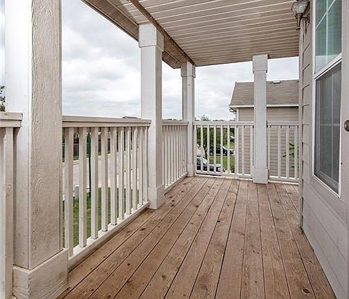 2nd image of 2300 Georgian Dr