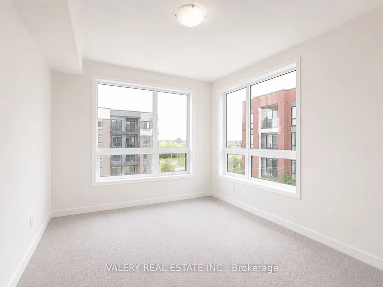 20 Woodstream Dr #15 — Photo 11