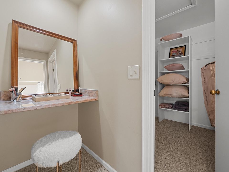 7288 Danbrooke, photo 16
