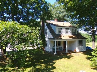 895 Farmington Falls Rd, Farmington, ME 04938