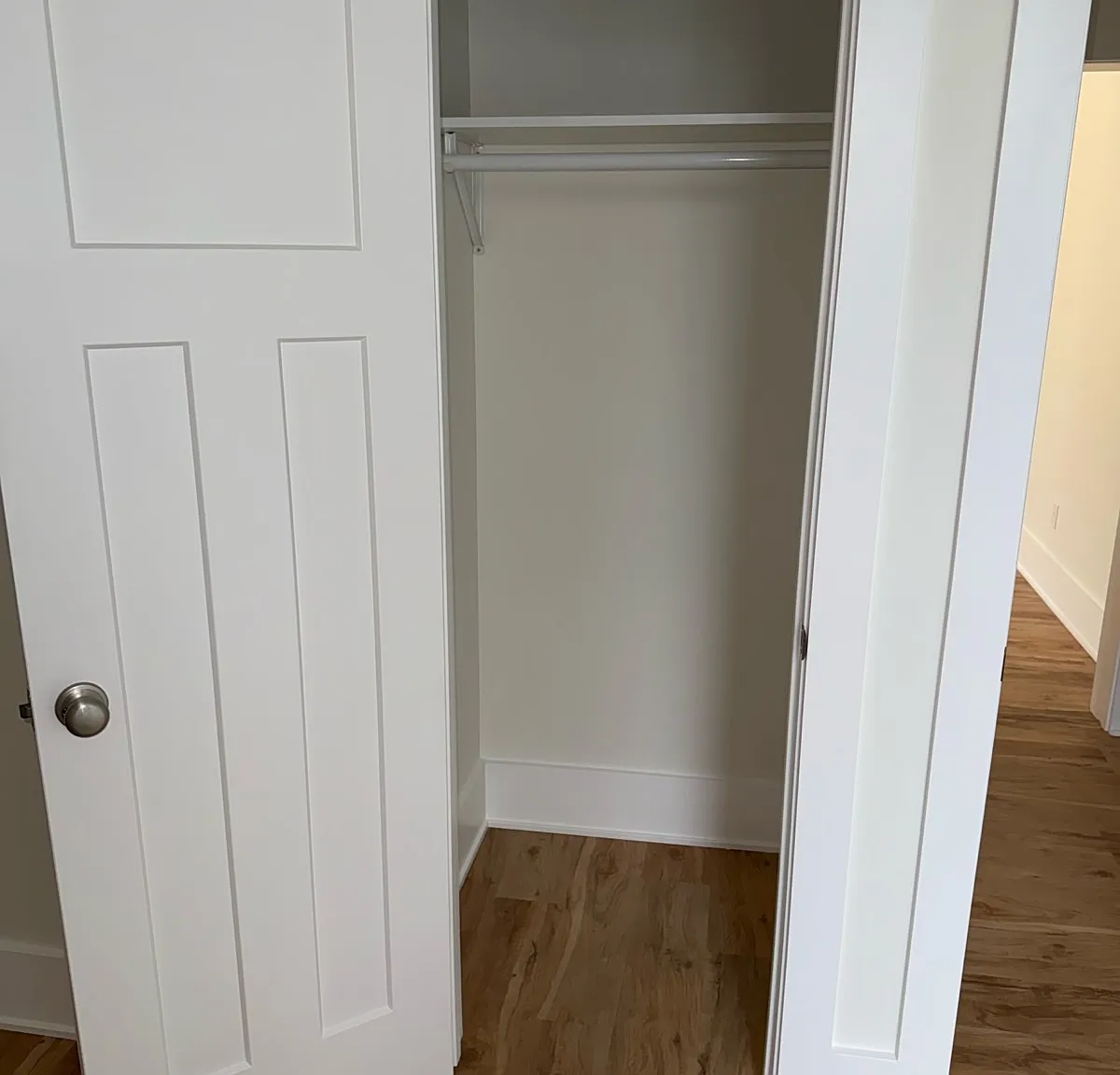 2 bed, 1000 sqft, $1,250 — Photo 3