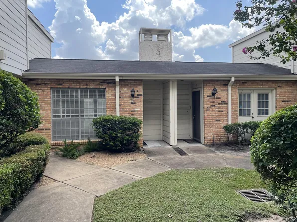 6201 Beverlyhill St APT 8, Houston, TX 77057