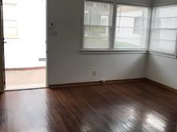 2435 Oak St #2435, Santa Monica, CA 90405