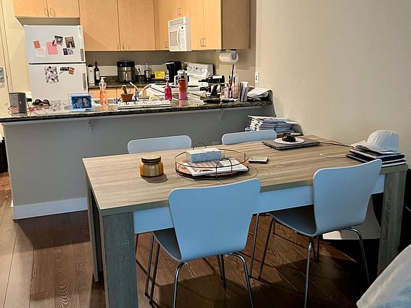 Kitchen, Dining room