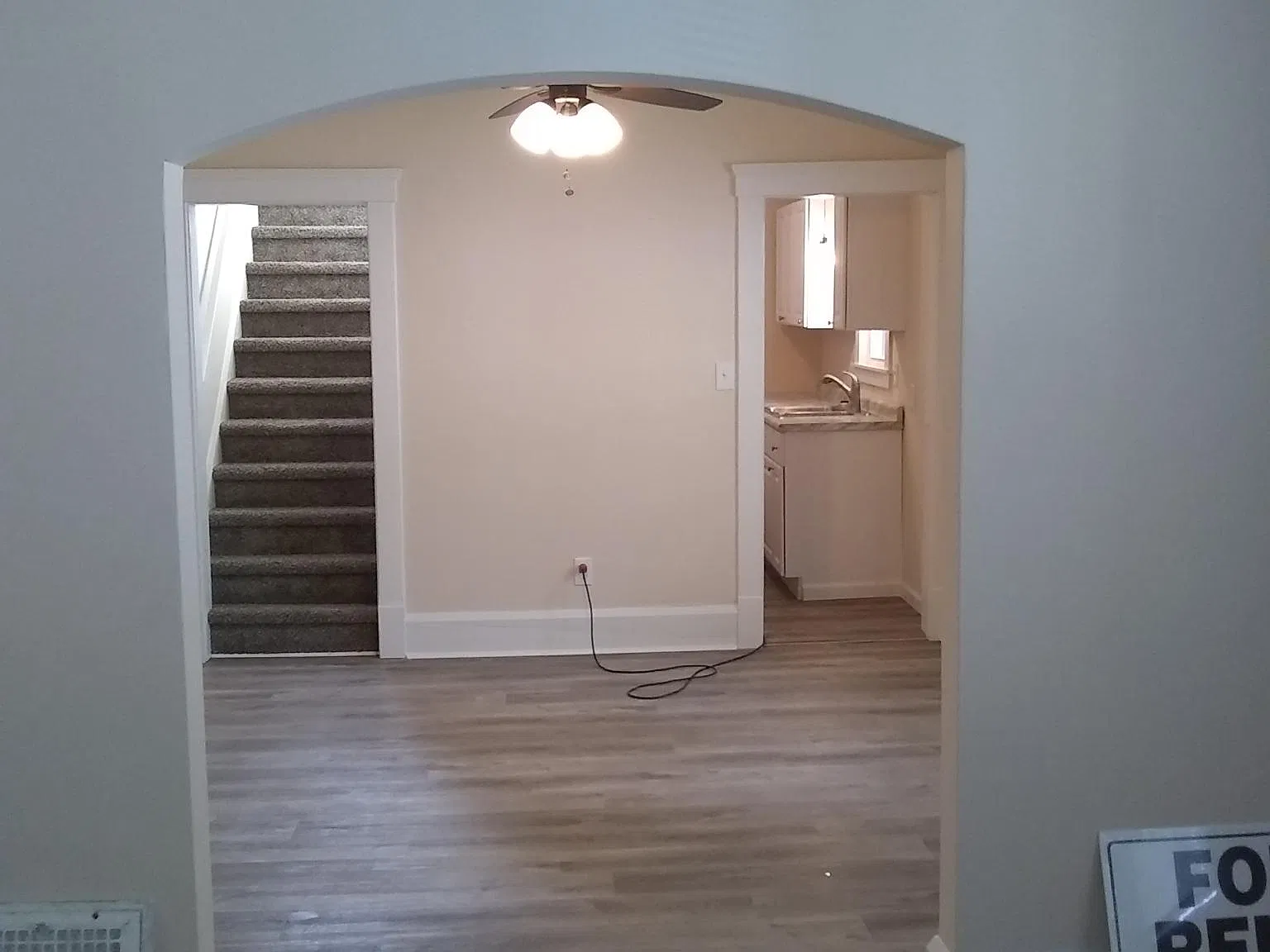 3 bed, 1175 sqft, $1,350 — Photo 4
