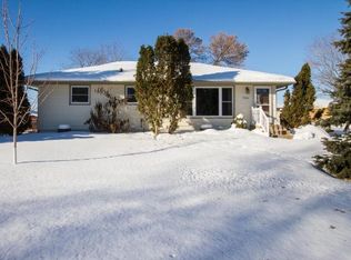 7526 4th St NE, Fridley, MN 55432
