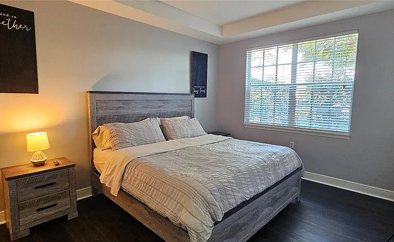 1502 SW 50th St #104 — Photo 10