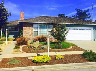 218 Columbine Dr, Salinas, CA 93906