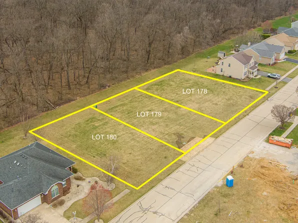 427 Preserve Dr #178, Genoa, IL 60135