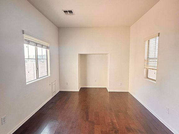 5th image of 4681 E Redfield Rd