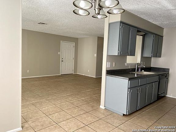 5th image of 1016 Mission Dr APT D