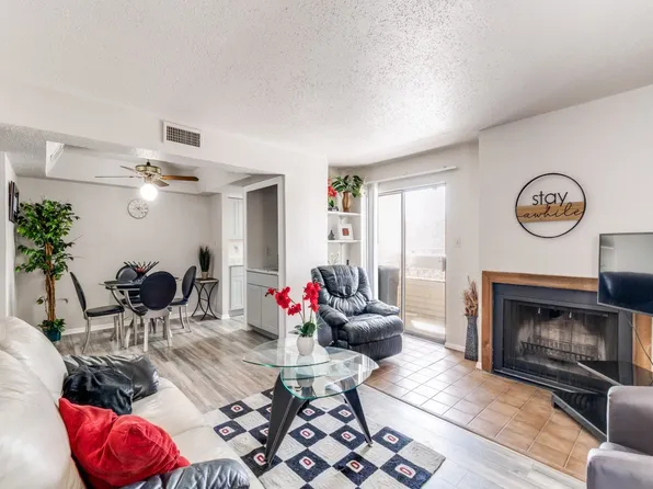 7431 Holly Hill Dr APT 210, Dallas, TX 75231
