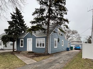 7807 Latrobe Ave, Burbank, IL 60459
