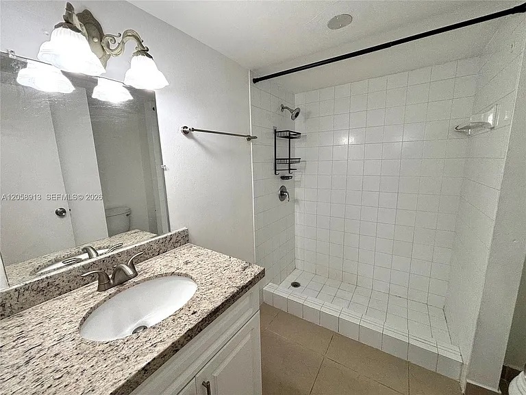 2935 NE 163rd St #5P — Photo 17