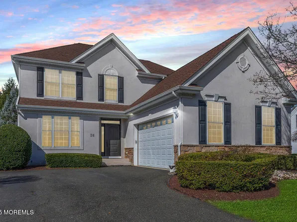 26 W Parsonage Way, Manalapan, NJ 07726
