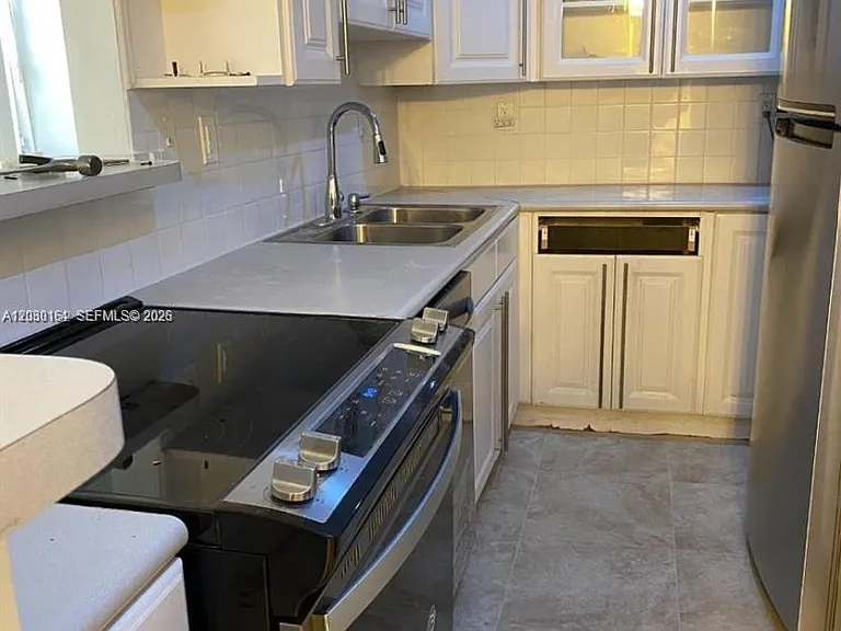 10801 SW 109th Ct #D412 — Photo 10