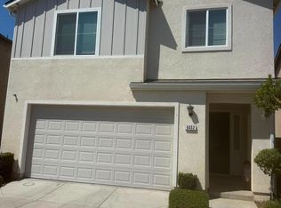 6452 E Malbec Dr, Fresno, CA 93727