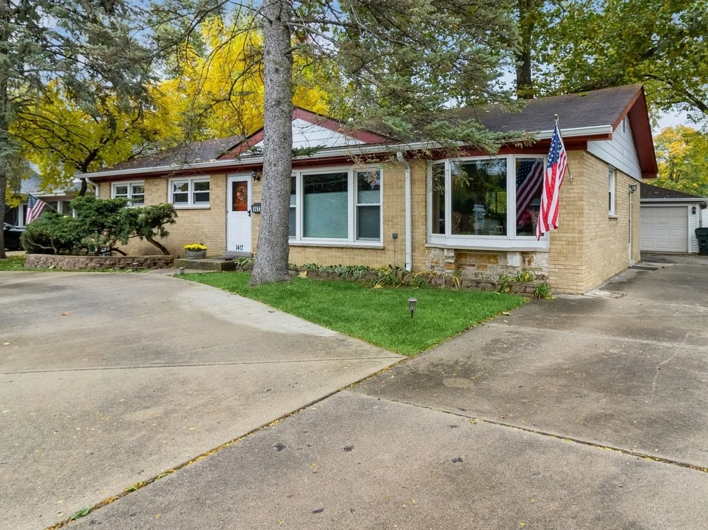 1417 E Euclid Ave photo 1