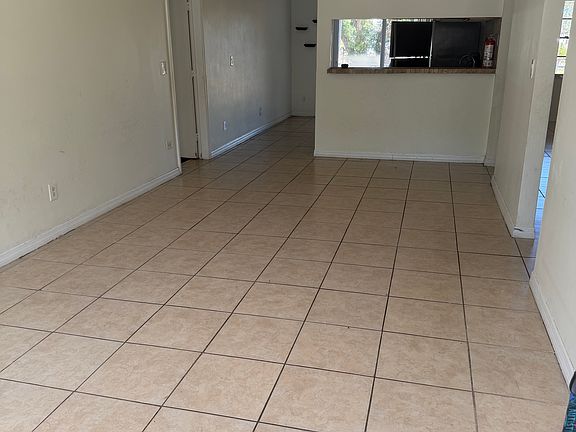 4th image of 7019 N Palmetto Ln