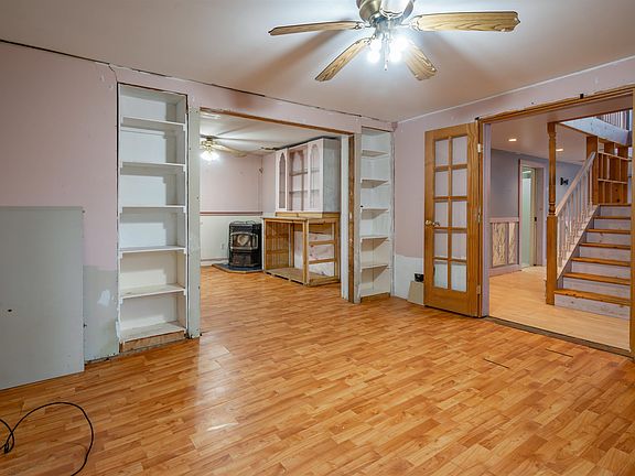 5th image of 166 Woodbound Road