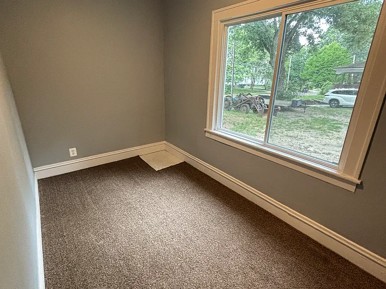 168 Roswell St — Photo 7