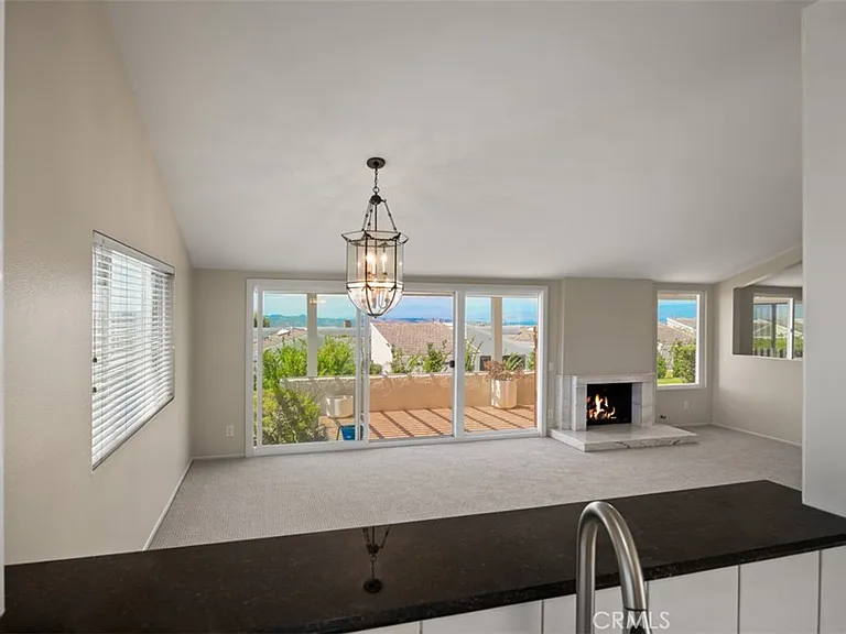 22821 Mariano Dr — Photo 31