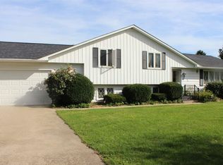 24665 Layton Rd, South Bend, IN 46614