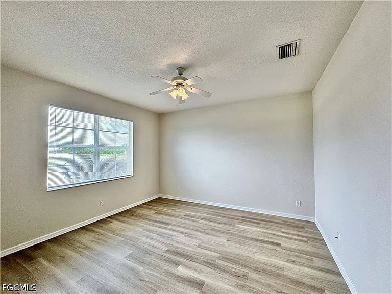 530 Kilgour Ave — Photo 18