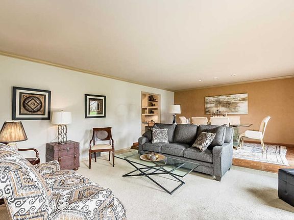 5th image of 2498 Danvers Ct