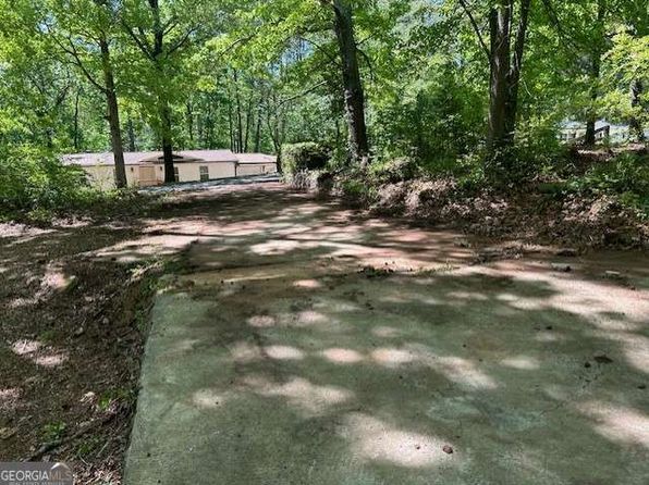 3668 Hemlock Pl SE, Acworth, GA 30102