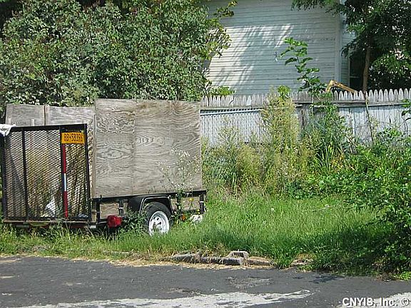 3rd image of 1302 Park St