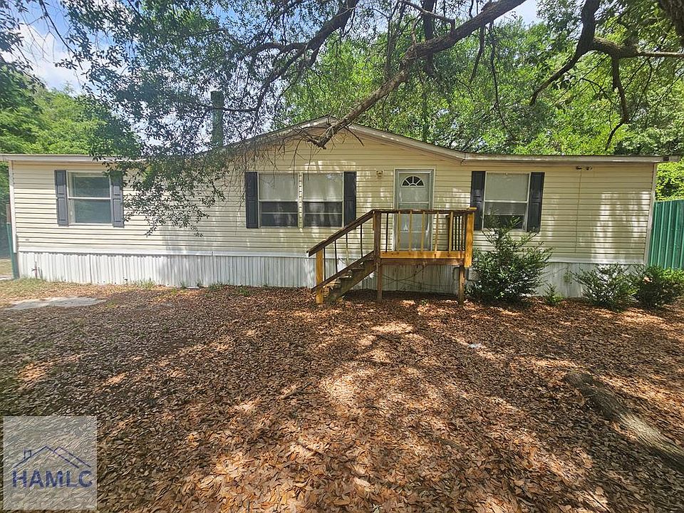 1st image of 33 SE Sherwood Forest Dr