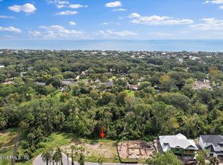 1333 Estrela Ln, Atlantic Beach, FL 32233