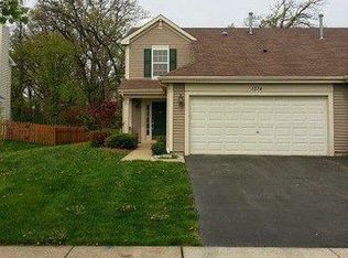 1274 Promontory Dr, Hampshire, IL 60140