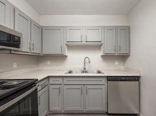 6303 Indian School Rd NE #2B-3BA-1500SQFT, Albuquerque, NM 87110