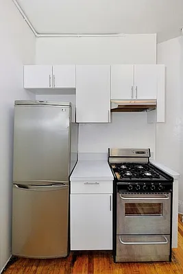 Rented by Aether Property Group | media 19