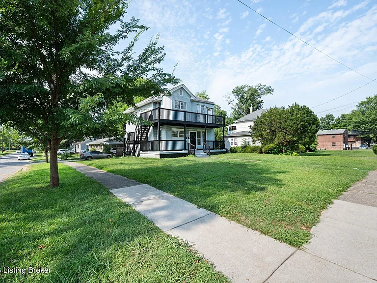 204 W Tenny Ave — Photo 3