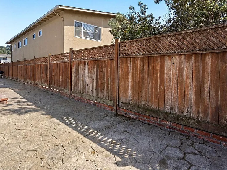 2412 Palmetto Ave #1 — Photo 23