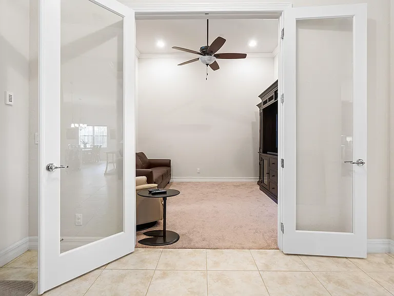 4127 Siena Cir — Photo 8
