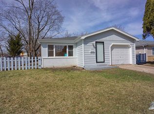 2204 Linden Ave, Waukegan, IL 60087