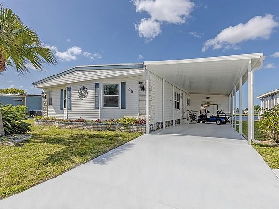 3rd image of 98 LAKEVIEW DRIVE
