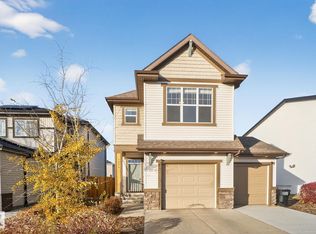 1096 Secord Promenade NW, Edmonton, AB T5T 7B1
